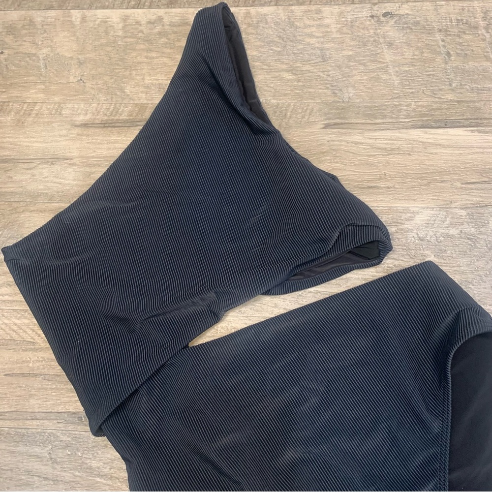 Beach Riot One-Shoulder Black Cutout One-Piece Swimsuit - Picture 3 of 12